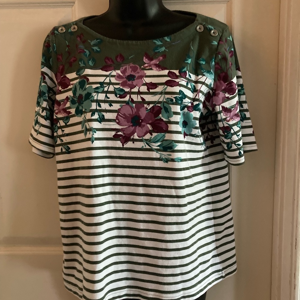Flowery Tee